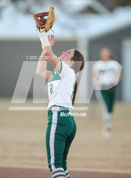 Thumbnail 1 in Maypearl @ Santo photogallery.