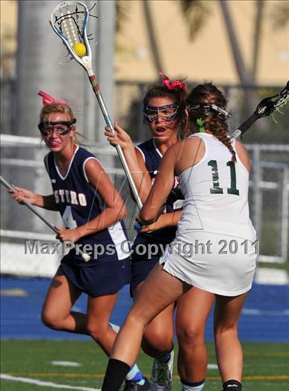 Thumbnail 2 in Estero vs. Tampa Catholic (State Playoffs) photogallery.