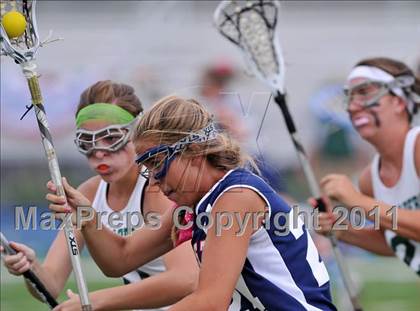 Thumbnail 3 in Estero vs. Tampa Catholic (State Playoffs) photogallery.