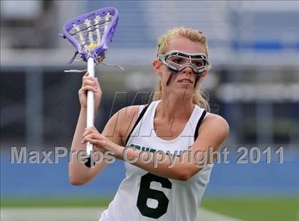 Thumbnail 2 in Estero vs. Tampa Catholic (State Playoffs) photogallery.