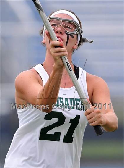 Thumbnail 1 in Estero vs. Tampa Catholic (State Playoffs) photogallery.