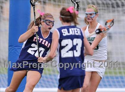 Thumbnail 1 in Estero vs. Tampa Catholic (State Playoffs) photogallery.