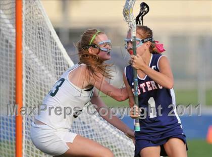 Thumbnail 1 in Estero vs. Tampa Catholic (State Playoffs) photogallery.