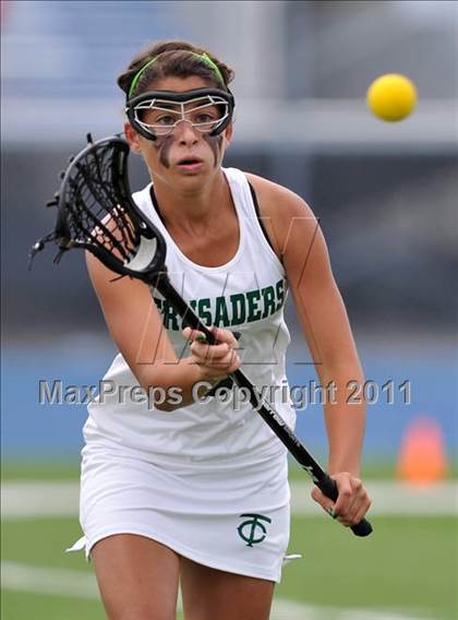 Thumbnail 2 in Estero vs. Tampa Catholic (State Playoffs) photogallery.