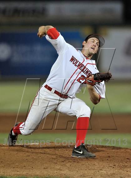Thumbnail 1 in Los Alamitos vs. Harvard-Westlake (CIF-SS D1 Semi-Final) photogallery.