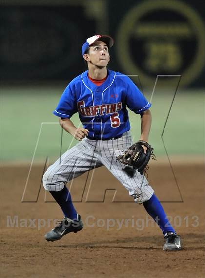 Thumbnail 2 in Los Alamitos vs. Harvard-Westlake (CIF-SS D1 Semi-Final) photogallery.