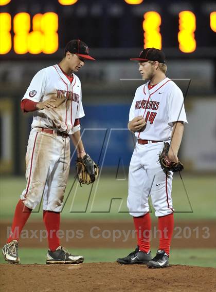 Thumbnail 2 in Los Alamitos vs. Harvard-Westlake (CIF-SS D1 Semi-Final) photogallery.