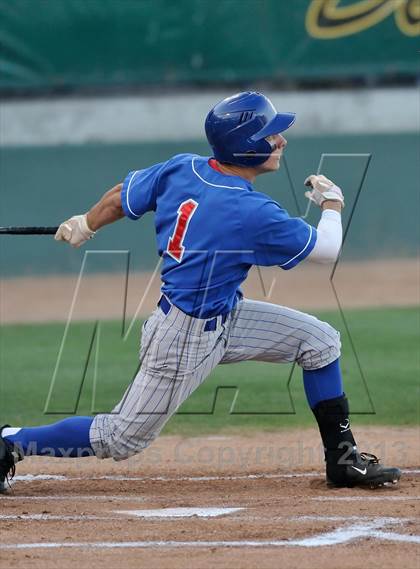 Thumbnail 3 in Los Alamitos vs. Harvard-Westlake (CIF-SS D1 Semi-Final) photogallery.