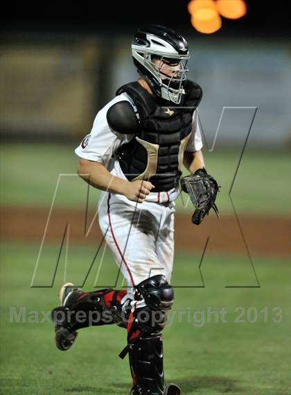 Thumbnail 2 in Los Alamitos vs. Harvard-Westlake (CIF-SS D1 Semi-Final) photogallery.