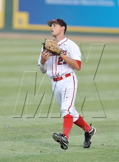 Thumbnail 2 in Los Alamitos vs. Harvard-Westlake (CIF-SS D1 Semi-Final) photogallery.