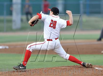 Thumbnail 3 in Los Alamitos vs. Harvard-Westlake (CIF-SS D1 Semi-Final) photogallery.