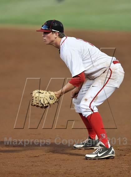 Thumbnail 2 in Los Alamitos vs. Harvard-Westlake (CIF-SS D1 Semi-Final) photogallery.