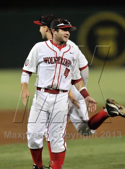 Thumbnail 3 in Los Alamitos vs. Harvard-Westlake (CIF-SS D1 Semi-Final) photogallery.