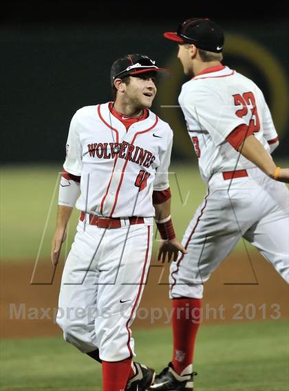 Thumbnail 2 in Los Alamitos vs. Harvard-Westlake (CIF-SS D1 Semi-Final) photogallery.