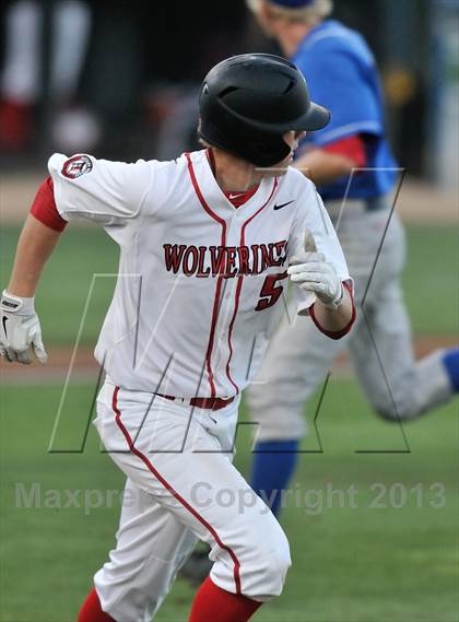Thumbnail 1 in Los Alamitos vs. Harvard-Westlake (CIF-SS D1 Semi-Final) photogallery.