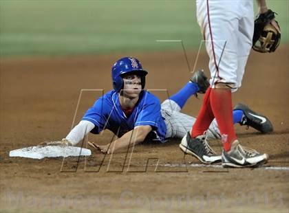 Thumbnail 3 in Los Alamitos vs. Harvard-Westlake (CIF-SS D1 Semi-Final) photogallery.
