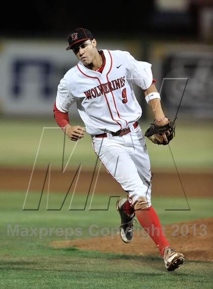Thumbnail 1 in Los Alamitos vs. Harvard-Westlake (CIF-SS D1 Semi-Final) photogallery.