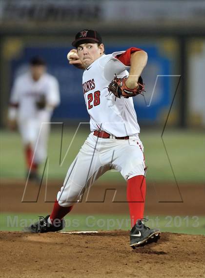 Thumbnail 3 in Los Alamitos vs. Harvard-Westlake (CIF-SS D1 Semi-Final) photogallery.