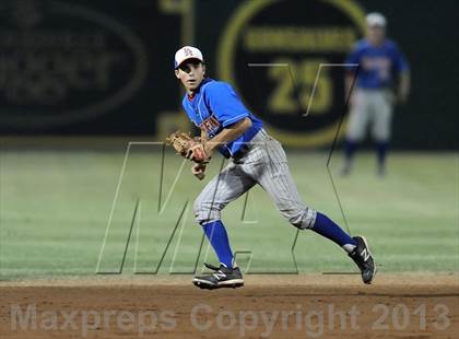 Thumbnail 2 in Los Alamitos vs. Harvard-Westlake (CIF-SS D1 Semi-Final) photogallery.