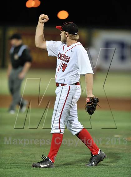 Thumbnail 3 in Los Alamitos vs. Harvard-Westlake (CIF-SS D1 Semi-Final) photogallery.
