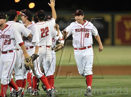 Thumbnail 1 in Los Alamitos vs. Harvard-Westlake (CIF-SS D1 Semi-Final) photogallery.