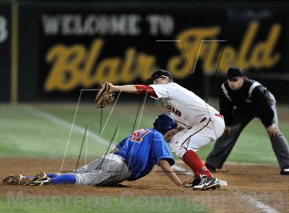 Thumbnail 1 in Los Alamitos vs. Harvard-Westlake (CIF-SS D1 Semi-Final) photogallery.