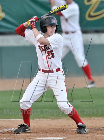 Thumbnail 2 in Los Alamitos vs. Harvard-Westlake (CIF-SS D1 Semi-Final) photogallery.