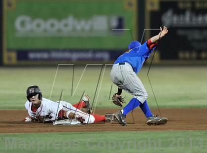 Thumbnail 3 in Los Alamitos vs. Harvard-Westlake (CIF-SS D1 Semi-Final) photogallery.