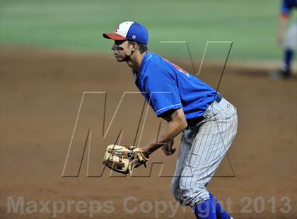 Thumbnail 2 in Los Alamitos vs. Harvard-Westlake (CIF-SS D1 Semi-Final) photogallery.
