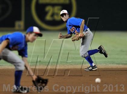 Thumbnail 2 in Los Alamitos vs. Harvard-Westlake (CIF-SS D1 Semi-Final) photogallery.