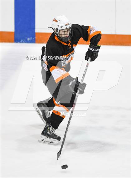 Thumbnail 3 in Churchville-Chili @ Webster Thomas (Section 5 Semifinal) photogallery.