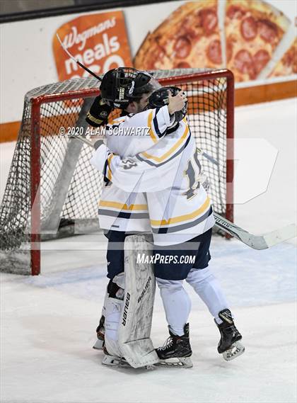 Thumbnail 2 in Churchville-Chili @ Webster Thomas (Section 5 Semifinal) photogallery.