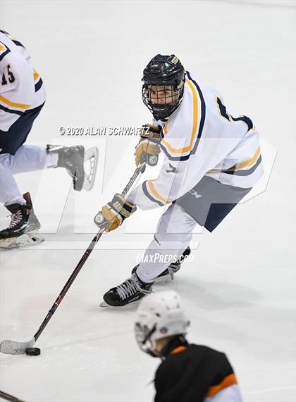 Thumbnail 2 in Churchville-Chili @ Webster Thomas (Section 5 Semifinal) photogallery.
