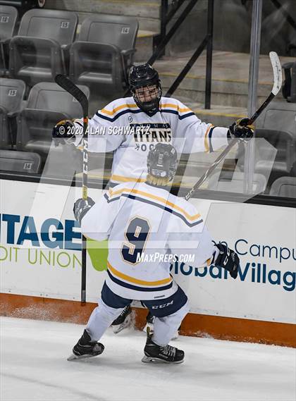 Thumbnail 2 in Churchville-Chili @ Webster Thomas (Section 5 Semifinal) photogallery.