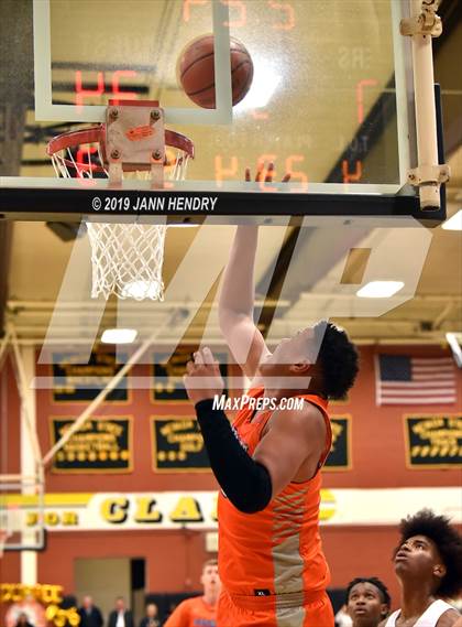 Thumbnail 1 in Bishop Gorman @ Clark photogallery.