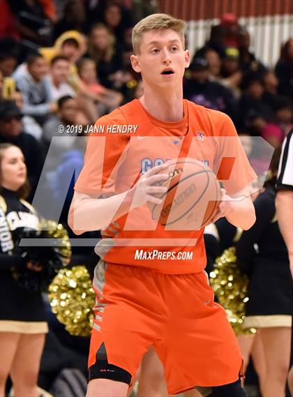 Thumbnail 2 in Bishop Gorman @ Clark photogallery.