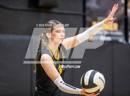 Thumbnail 3 in El Dorado @ Newbury Park (CIF SS Division 4 Semi-Final) photogallery.