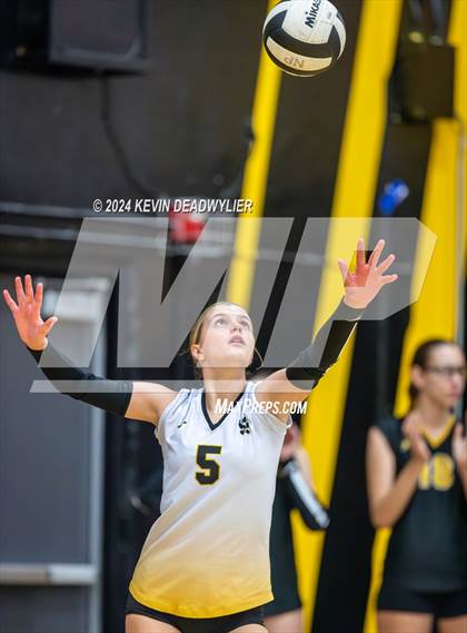 Thumbnail 2 in El Dorado @ Newbury Park (CIF SS Division 4 Semi-Final) photogallery.