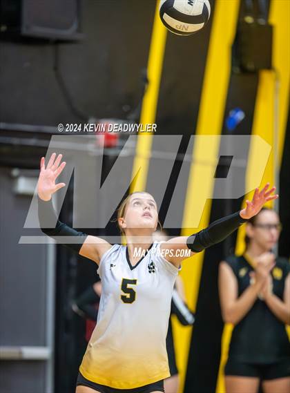 Thumbnail 3 in El Dorado @ Newbury Park (CIF SS Division 4 Semi-Final) photogallery.