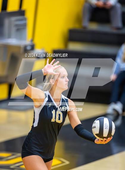 Thumbnail 3 in El Dorado @ Newbury Park (CIF SS Division 4 Semi-Final) photogallery.