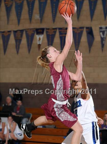 Thumbnail 3 in Bear River vs. Rocklin (Lincoln Invitational) photogallery.