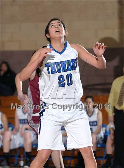 Thumbnail 2 in Bear River vs. Rocklin (Lincoln Invitational) photogallery.