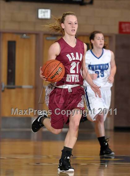 Thumbnail 2 in Bear River vs. Rocklin (Lincoln Invitational) photogallery.