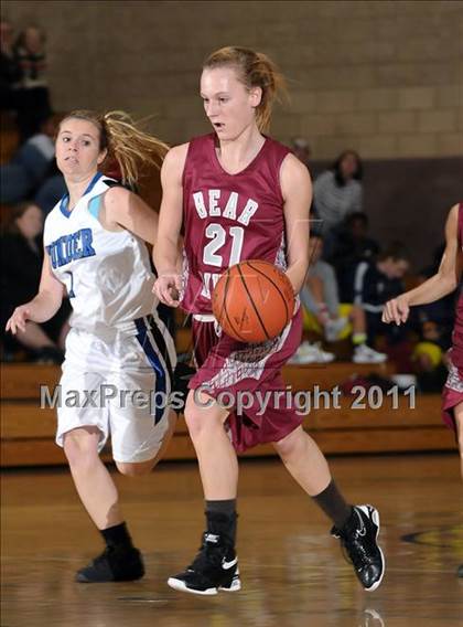 Thumbnail 3 in Bear River vs. Rocklin (Lincoln Invitational) photogallery.