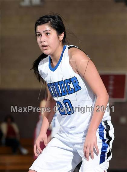 Thumbnail 2 in Bear River vs. Rocklin (Lincoln Invitational) photogallery.