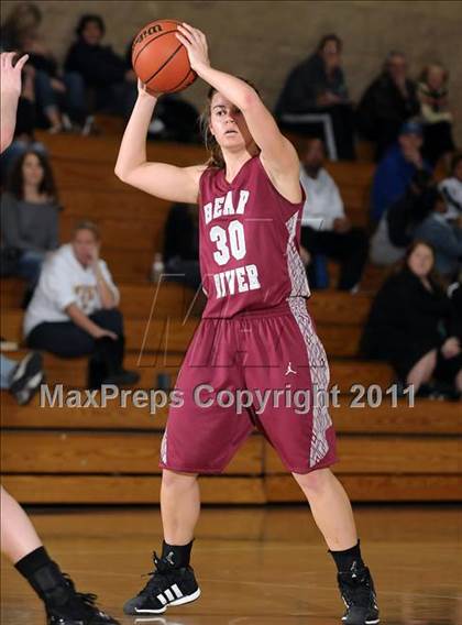 Thumbnail 1 in Bear River vs. Rocklin (Lincoln Invitational) photogallery.