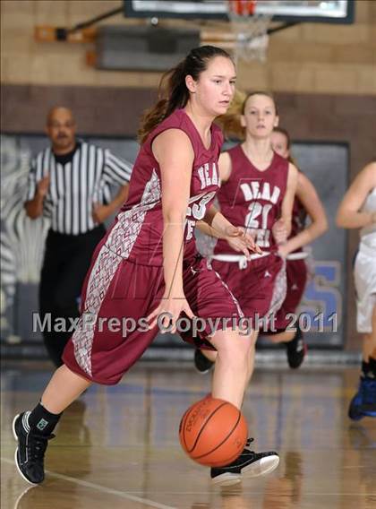 Thumbnail 3 in Bear River vs. Rocklin (Lincoln Invitational) photogallery.