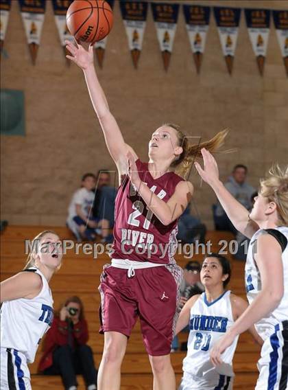 Thumbnail 1 in Bear River vs. Rocklin (Lincoln Invitational) photogallery.