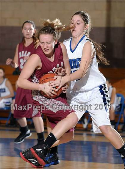 Thumbnail 3 in Bear River vs. Rocklin (Lincoln Invitational) photogallery.