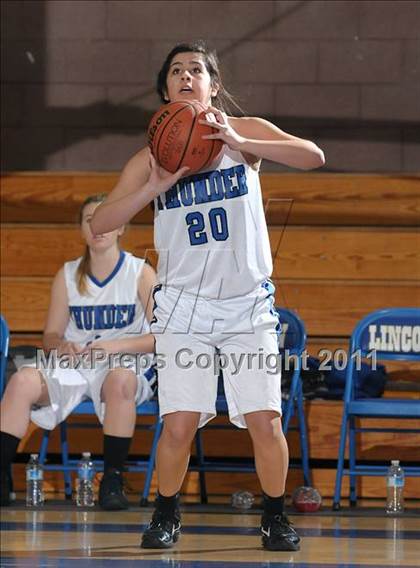 Thumbnail 3 in Bear River vs. Rocklin (Lincoln Invitational) photogallery.
